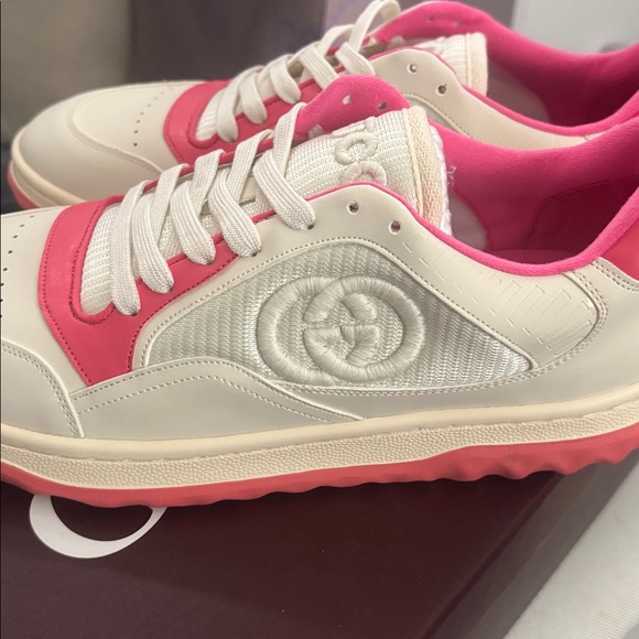 GG 👟 Shoes - Picture 2 of 13